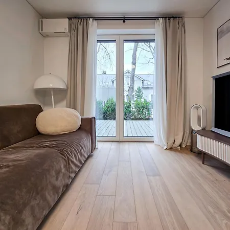 Kestucio 7 Residence, *