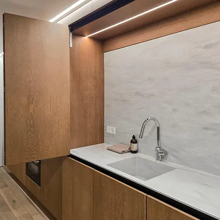 Kestucio 7 Residence, *