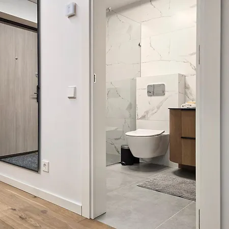 Kestucio 7 Residence, *